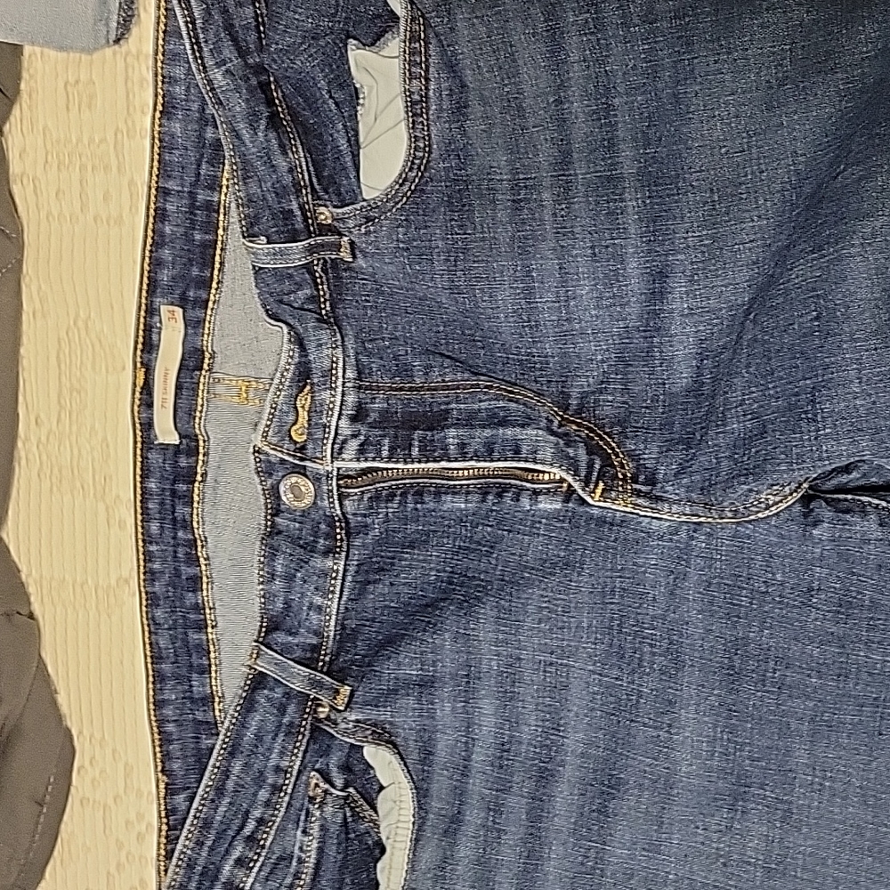 Levi's skinny 711 jeans